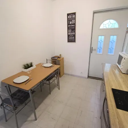 Fully Equipped With One Bedroom Apartman Lamalou-les-Bains