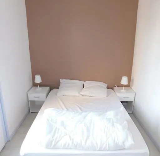 Fully Equipped With One Bedroom